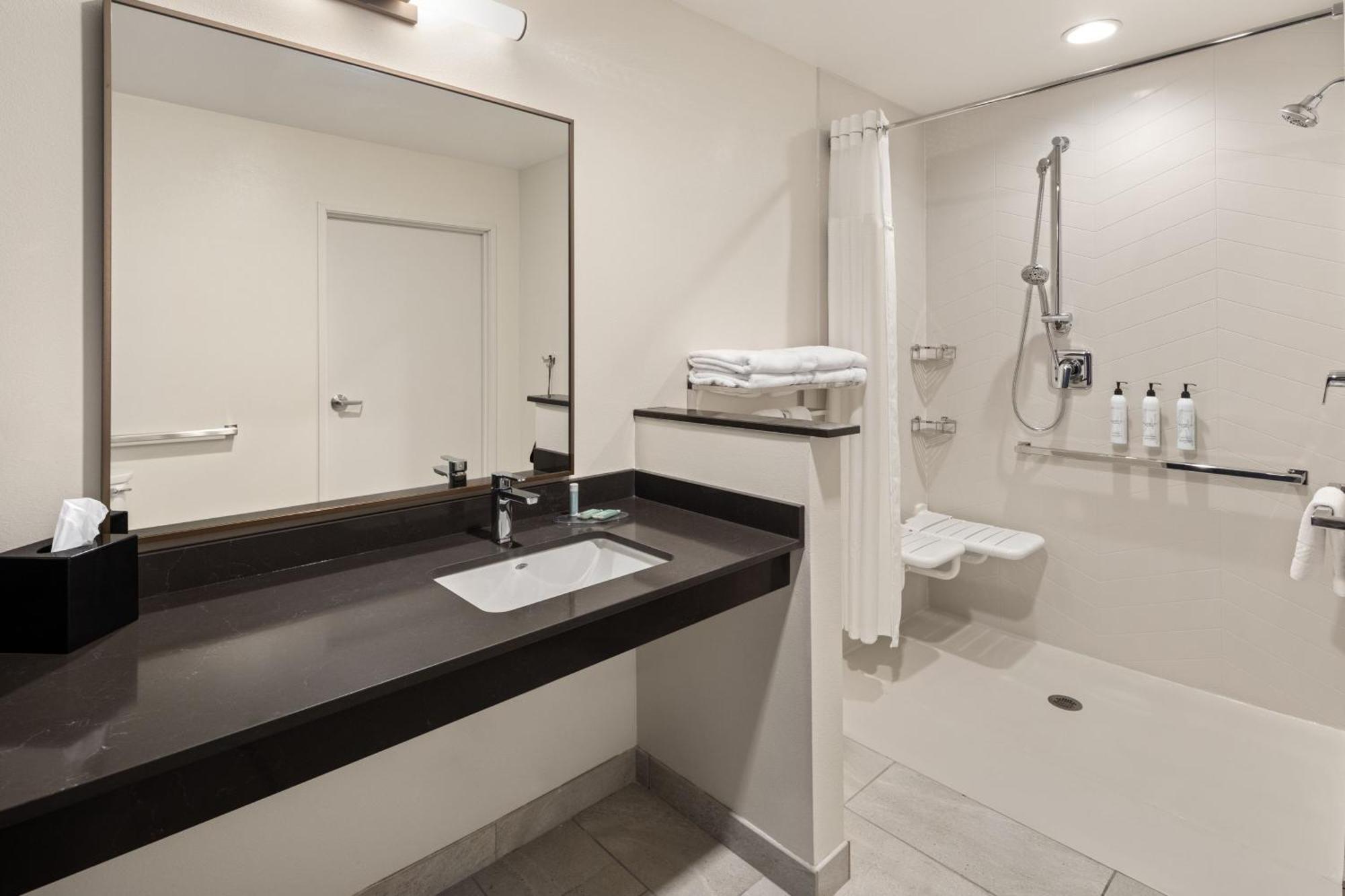 Fairfield By Marriott Inn & Suites Yankton Exterior photo